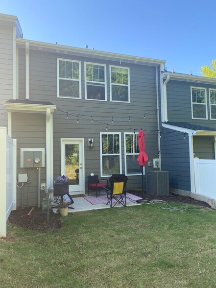 Building Photo - 64 Meteora Way