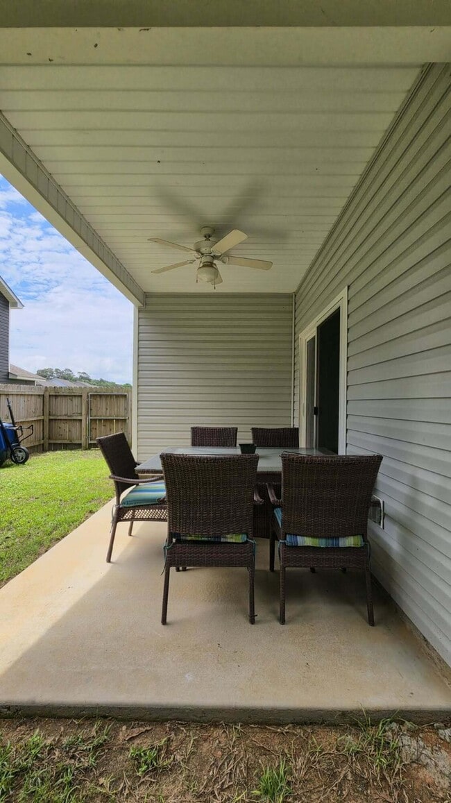 Building Photo - 55 Whitetail Cir