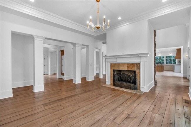 Building Photo - 115 Mount Paran Ridge