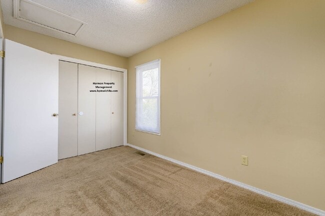 Building Photo - 9242 E Funston Ct