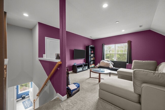 Building Photo - Spacious 6-Bedroom Home with Private Backy...