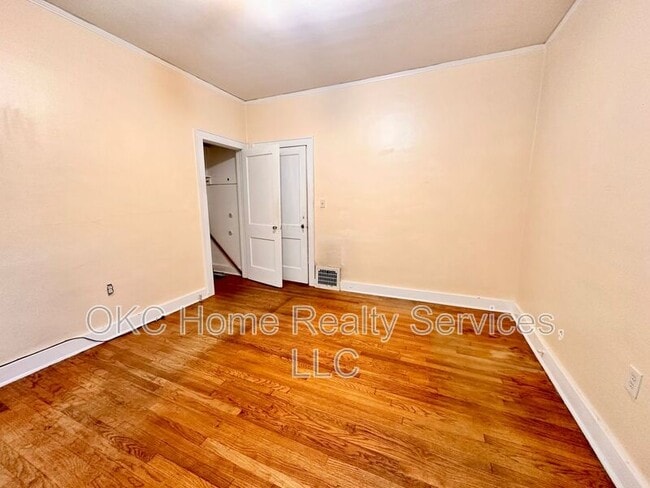 Building Photo - 1947 NW 20th St