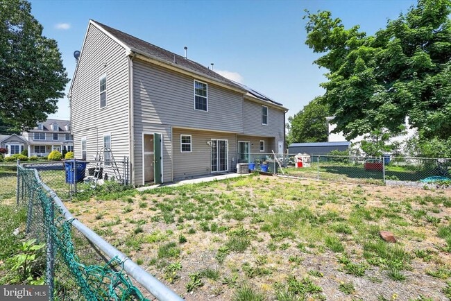 Building Photo - 507 S Fairview St