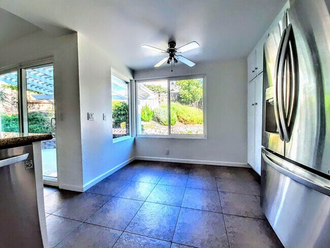 Building Photo - 8928 Sage Ct