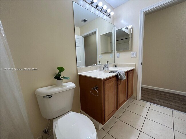 Building Photo - 7828 Parsons Pine Dr