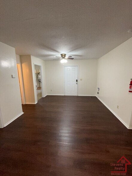 Building Photo - 29 Bybee Woods Dr