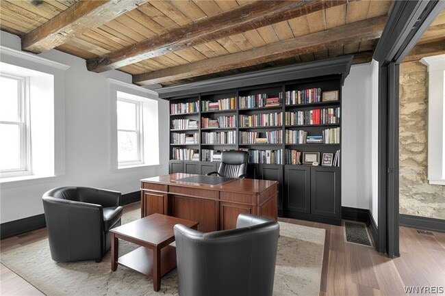 Building Photo - 9060 Main St