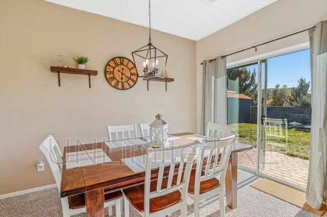 Building Photo - 11301 Flagstaff Meadows Dr