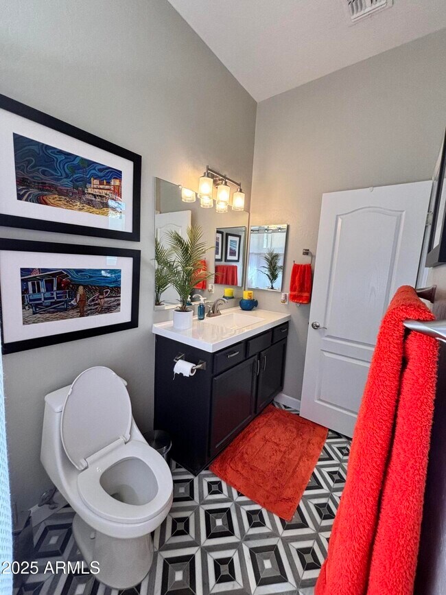 Building Photo - 7637 E Tasman Cir