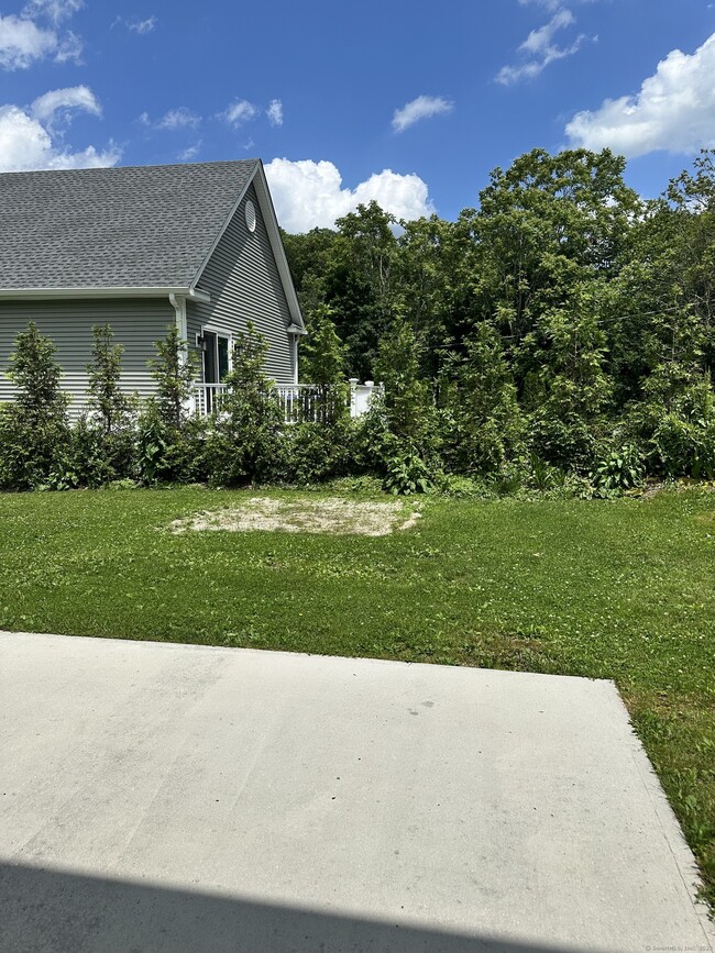 Building Photo - 2A Knollwood Dr