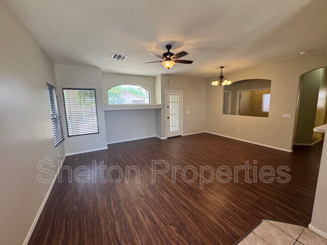 Building Photo - 12913 W Corrine Dr