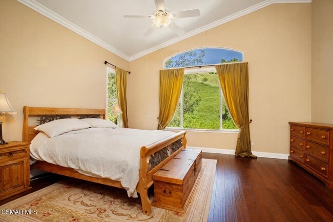 Building Photo - 1004 Lambourne Pl