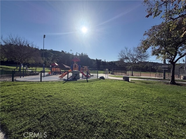 Building Photo - 24316 Sylvan Glen Rd