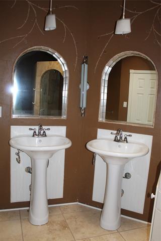 Building Photo - 18712 Voss Rd