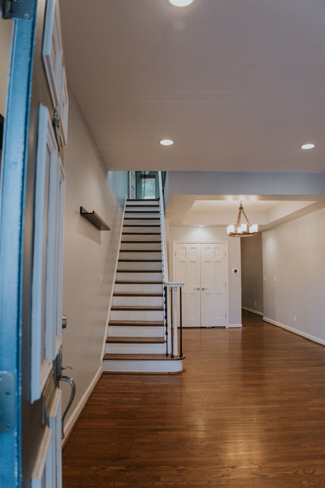 Building Photo - 5 E 29th St