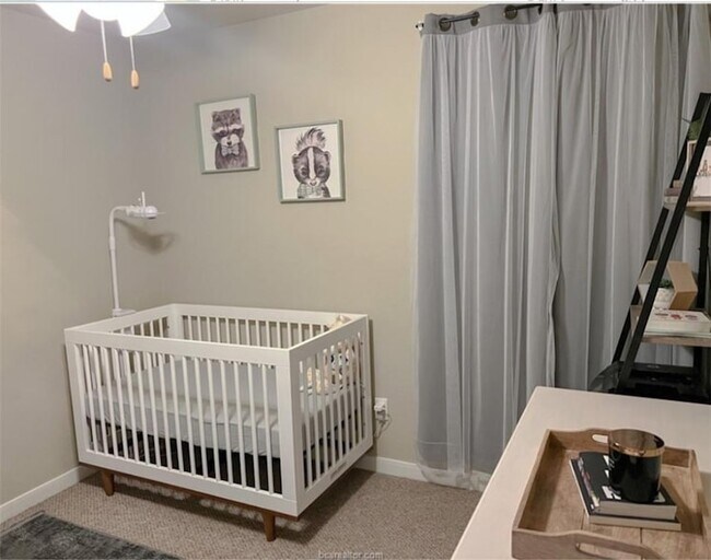 Building Photo - 244 Fieldstone Pl