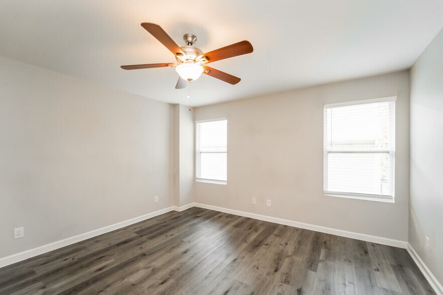 Building Photo - 630 Mountain Quail Dr