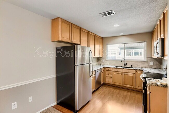 Building Photo - 4385 S Balsam St