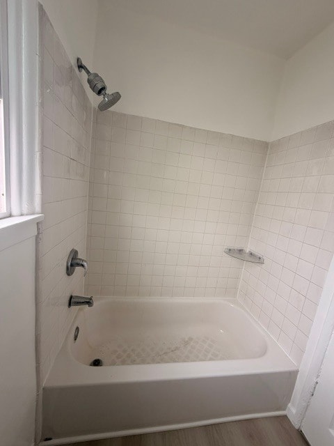 Building Photo - 164 N Clark Dr