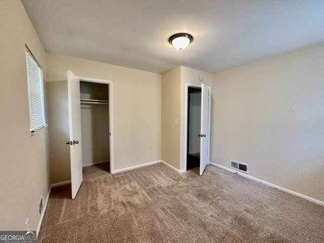 Building Photo - 3876 Devon Wood Ave