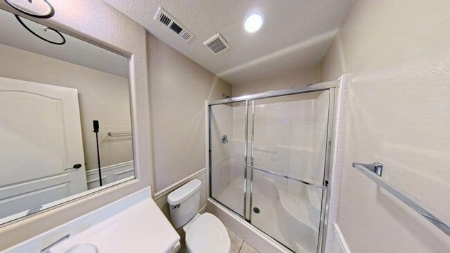 Building Photo - 7912 Hampshire Rd