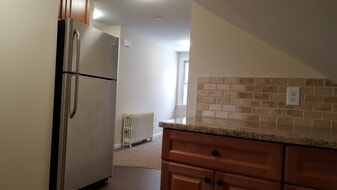 Kitchen - 27 High St