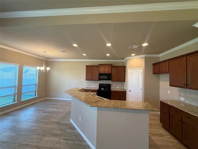 Building Photo - 516 Wyndcrest Drive
