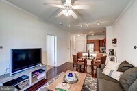 Building Photo - 12957 Centre Park Cir