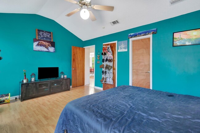 Building Photo - 3613 Burton Cir