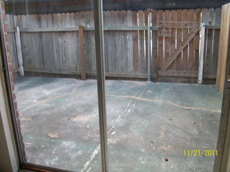 Building Photo - 7845 Fuqua St