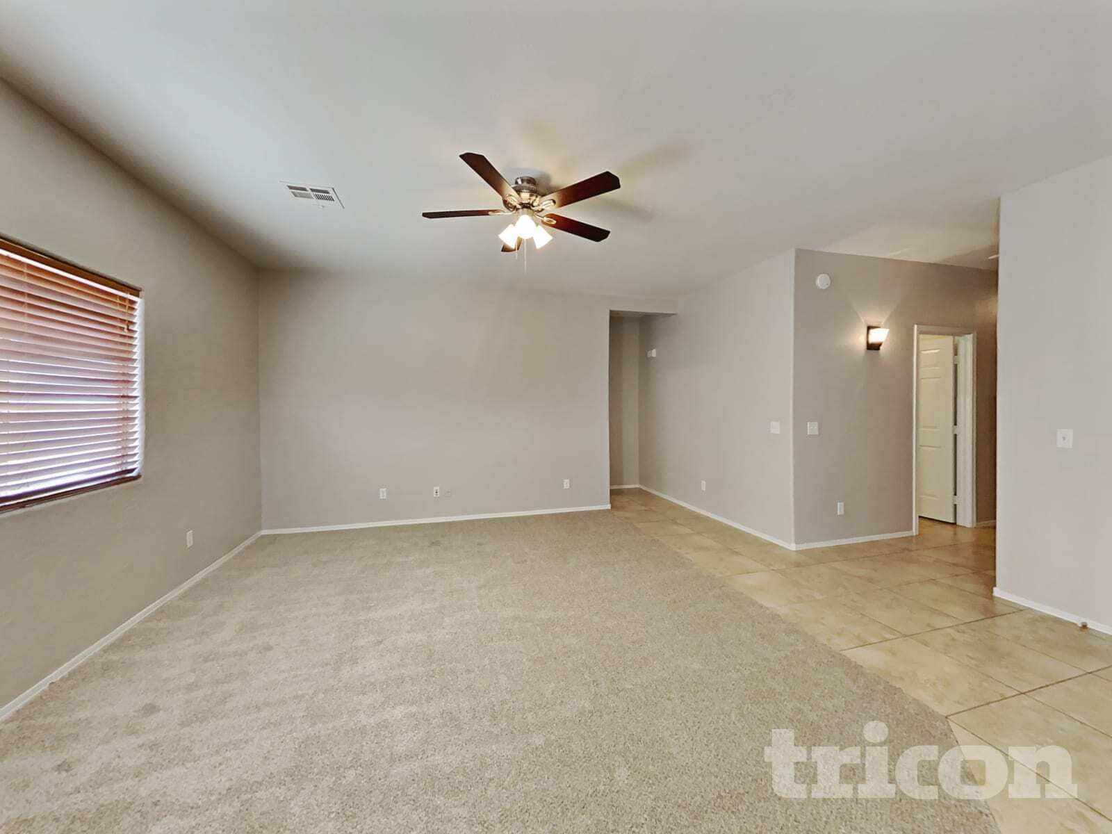 Building Photo - 2097 E Paso Fino Dr