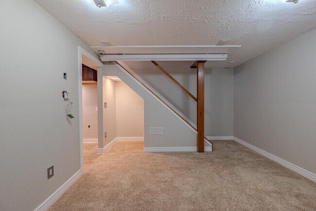 Building Photo - 7630 Alta View Blvd