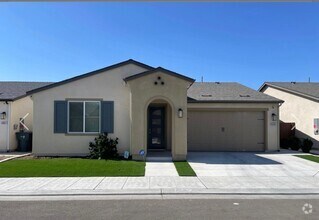 Building Photo - Lovely 3 Bedroom / 2 Bathroom for rent $2,600