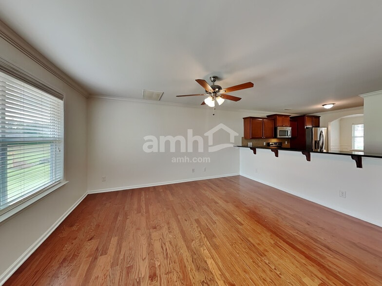 Building Photo - 12851 Clydesdale Dr