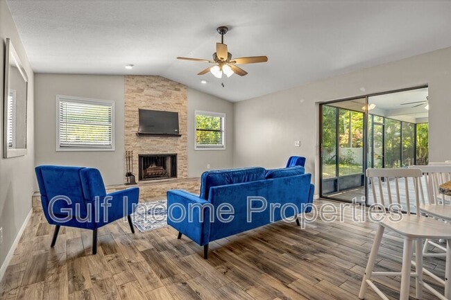 Building Photo - 8307 12th Ave Dr NW