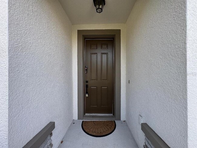 Building Photo - 12377 Streambed Dr