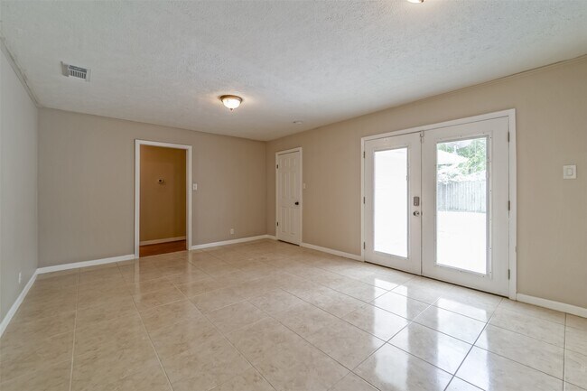 Building Photo - 3419 Norris Dr