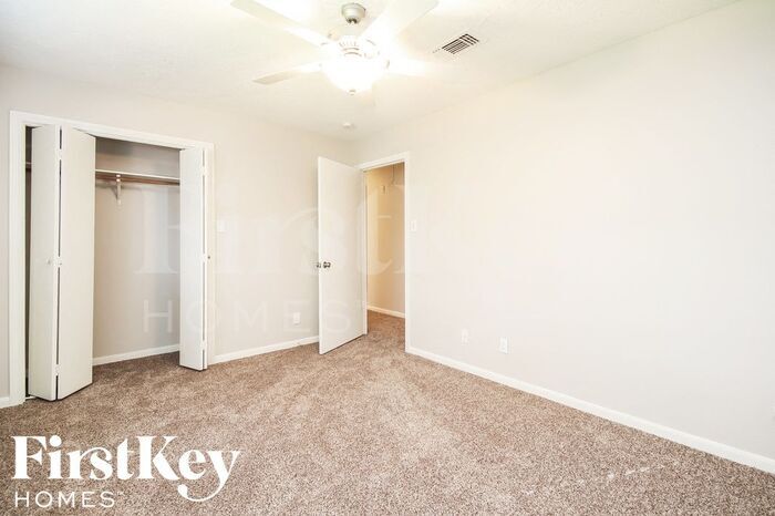 Building Photo - 4407 Deerfield Village Dr