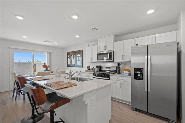 Building Photo - Newer Build 4-Bedroom Home with Chef’s Kitchen & Entertainer’s Backyard