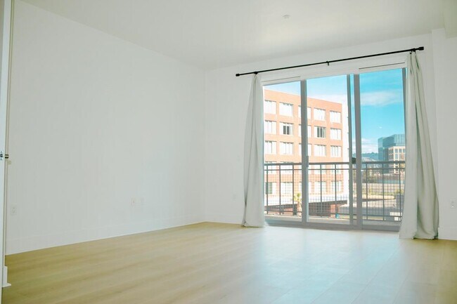 Building Photo - 1587 Brunswig Ln