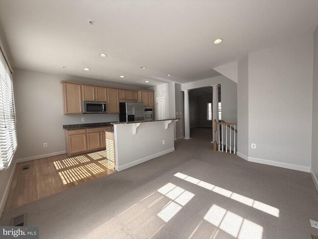 Building Photo - 3529 Sprigg St S