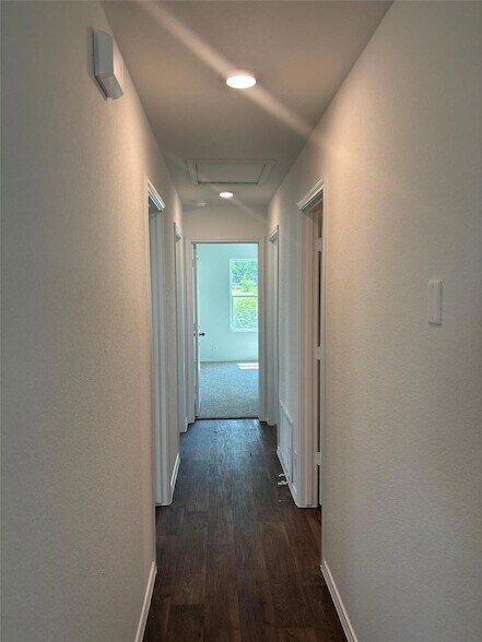 Building Photo - 14865 Cactus St