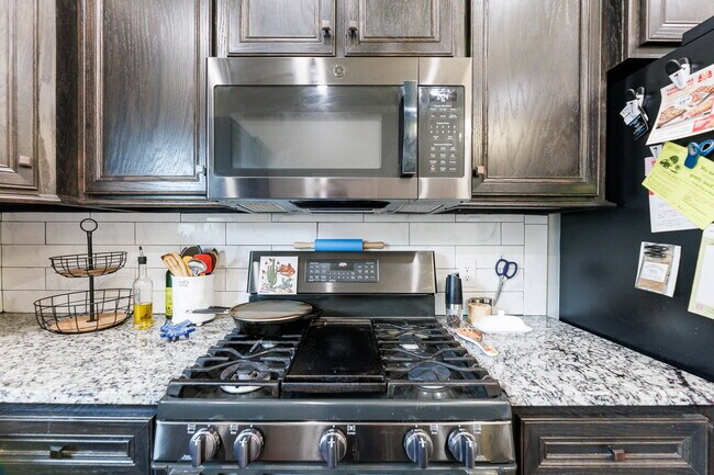 Building Photo - Spacious 4 Bed Home Near Frenship Schools | Modern Build | 2022 Construction