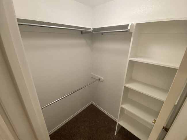 Building Photo - 6012 Remington N Cir