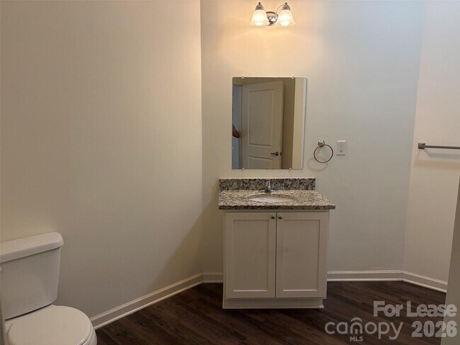 Building Photo - 17905 Delmas Dr