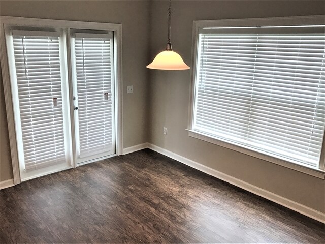 Building Photo - 122 Spring Lakes Dr
