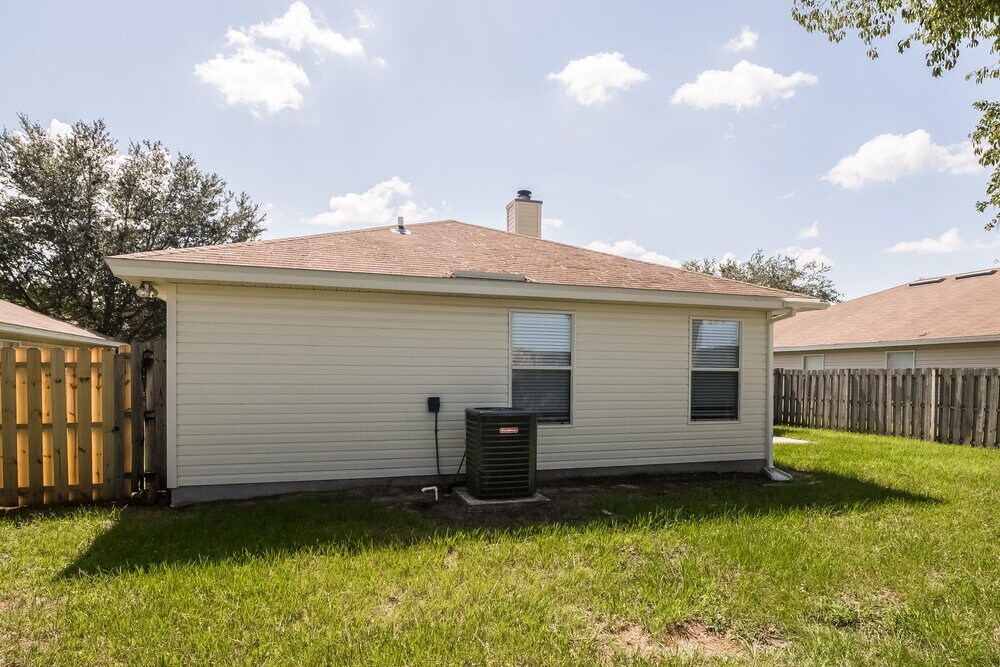 Building Photo - 13578 Ashford Wood Ct W