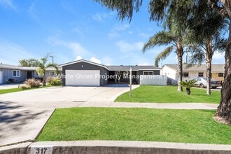 Building Photo - Charming 3 Bedroom Fullerton Home with Private Backyard Retreat on a Quiet Street