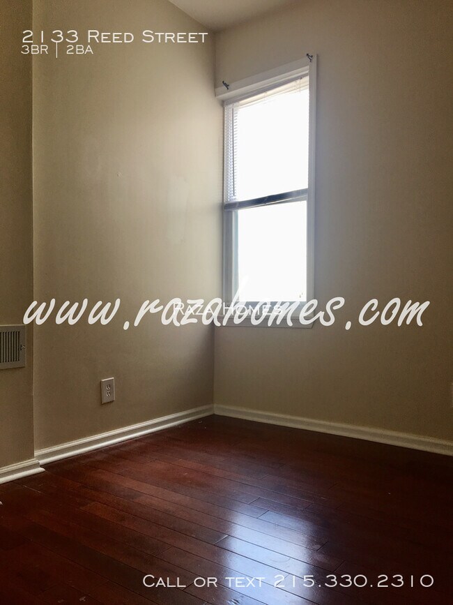 Building Photo - 2133 Reed St