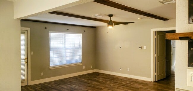 Building Photo - 15414 W Hampton Cir